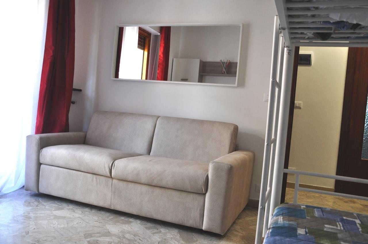 Viale Repubblica 307 6 Apartment Pietra Ligure Exterior photo