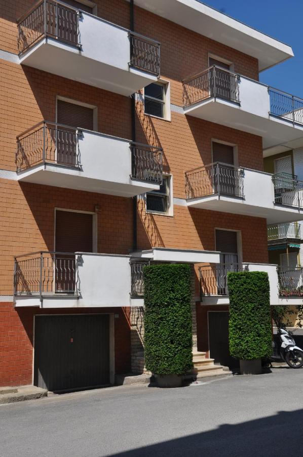 Viale Repubblica 307 6 Apartment Pietra Ligure Exterior photo